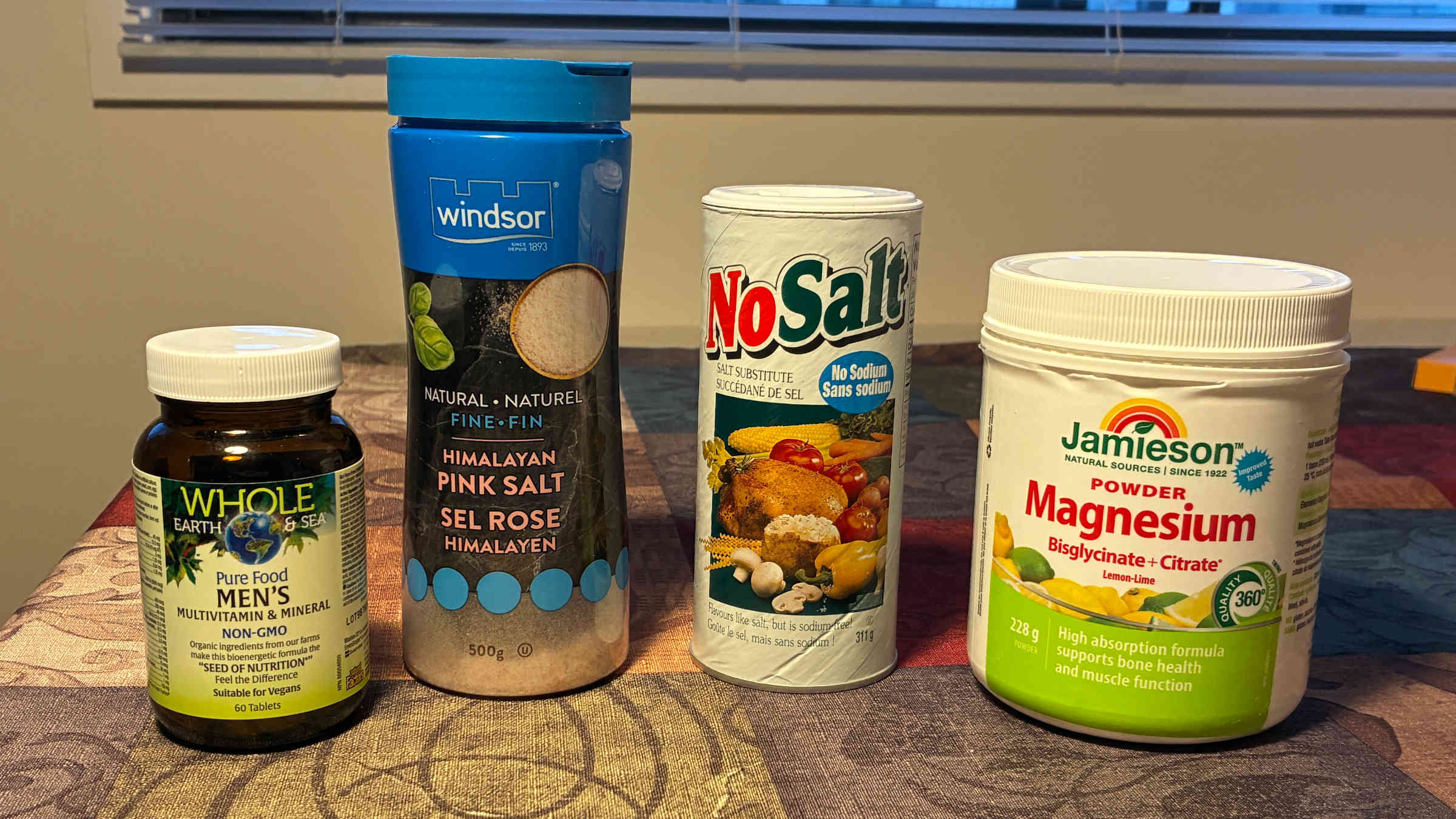 Multivitamin tables plus sodium, potassium, and magnesium